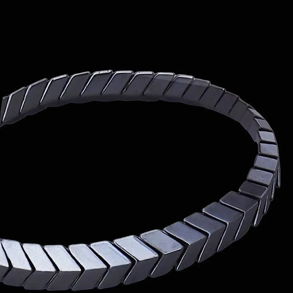 Chevron-style Stretch Bracelet l Silver, Gun Metal l New